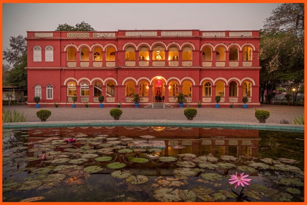 Orchard Palace